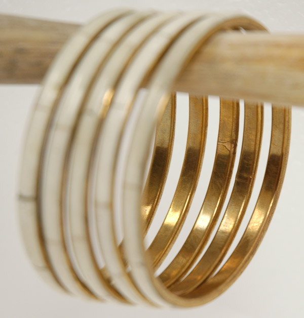 Ivory White Gold Bracelet Set