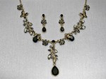 Black Bee Necklace Set