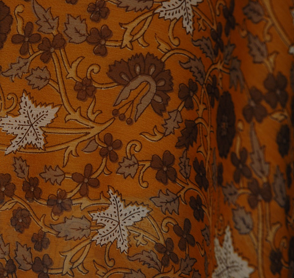 Golden Fields Scarf-Print Hanky Skirt Size Small