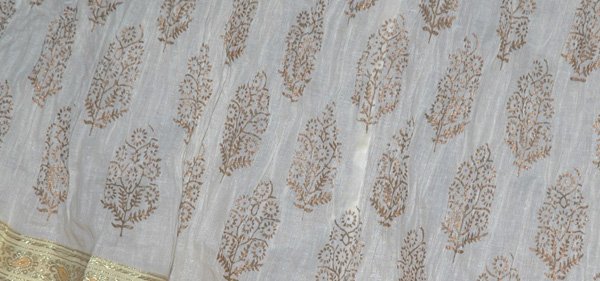 White Royal Crinkle Long Skirt