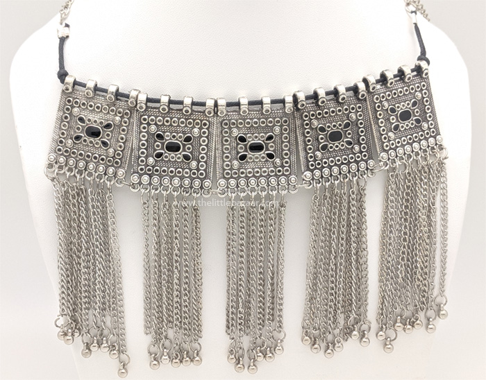 Tassels Pendent Indo Western Jewelry Necklace, Elegant Forever Wear Boho Choker Necklace with Tassels