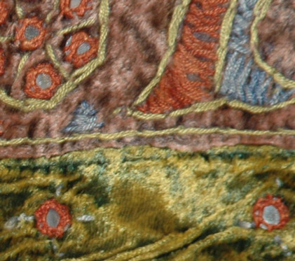 Trendy Handbag Purse in Velvet